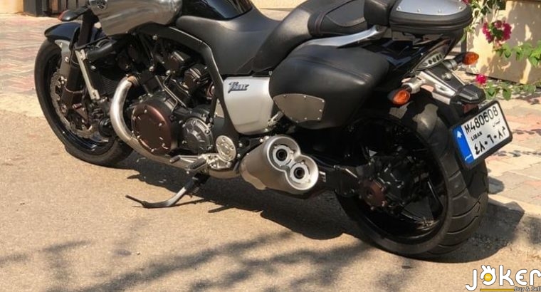 Yamaha VMAX 209