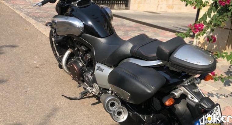 Yamaha VMAX 209