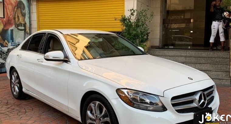 Mercedes-Benz C300 2015