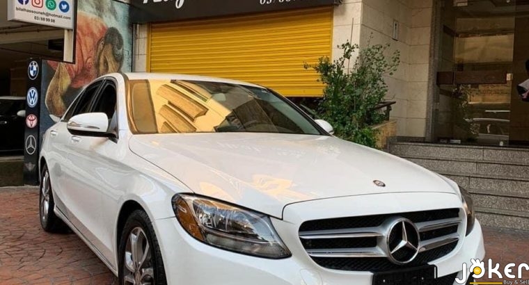 Mercedes-Benz C300 2015