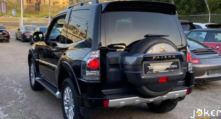 Mitsubishi Pajero GLS