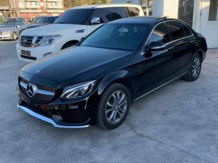 Mercedes c300 4 Matic 2015