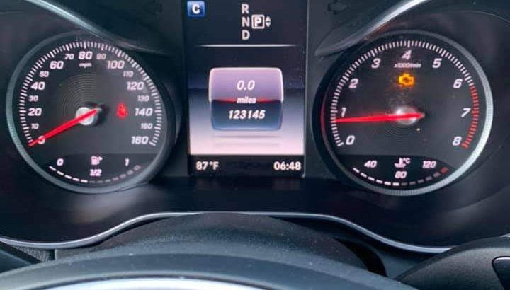 Mercedes c300 4 Matic 2015