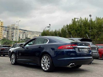 Jaguar XF V8 2011