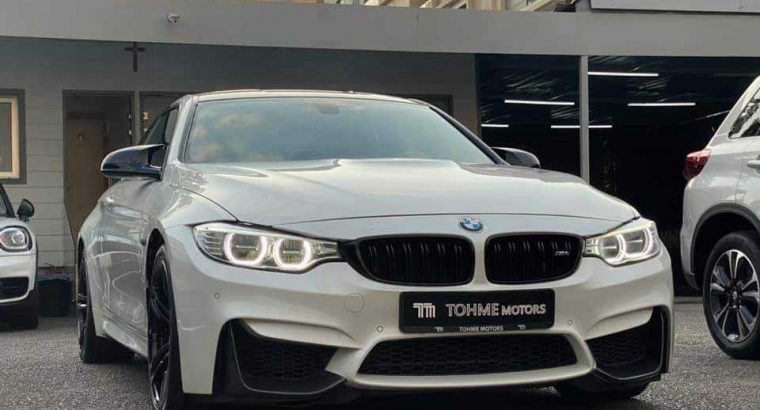BMW M4 2015
