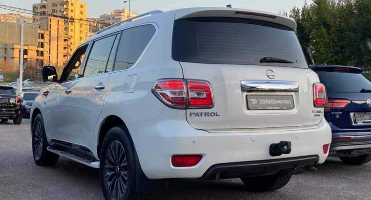 Nissan Patrol Platinum V8 2014