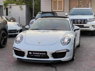 Porsche 911 Carrera 4S 2013