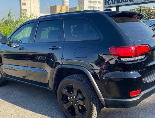 Jeep Grand Cherokee Laredo 2019