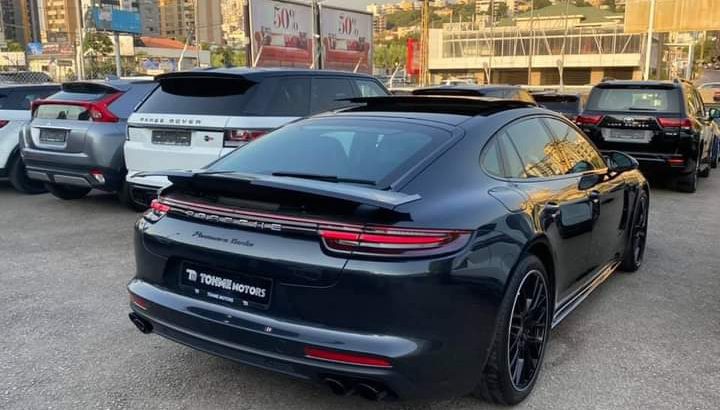 Porsche Panamera 2018