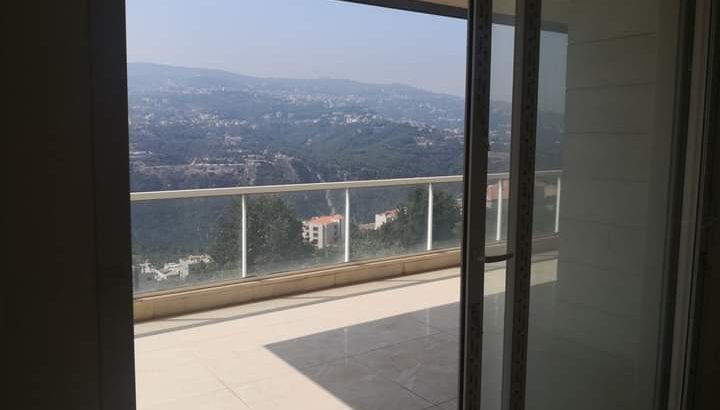 Apartment for sale in Ballouneh