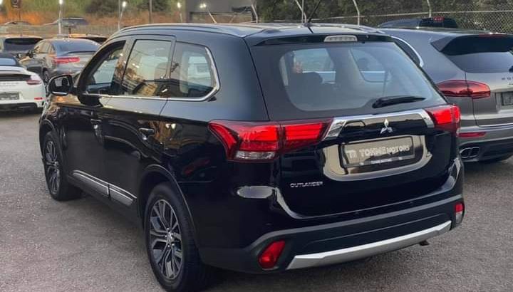 Mitsubishi Outlander 2016