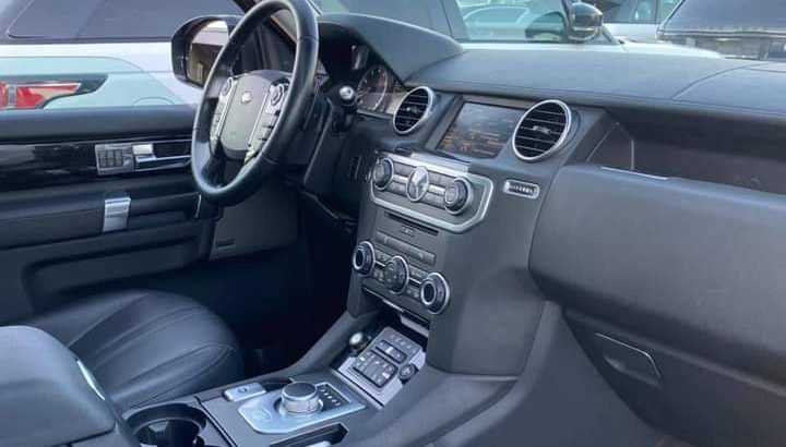 Land Rover LR4 HSE 2015