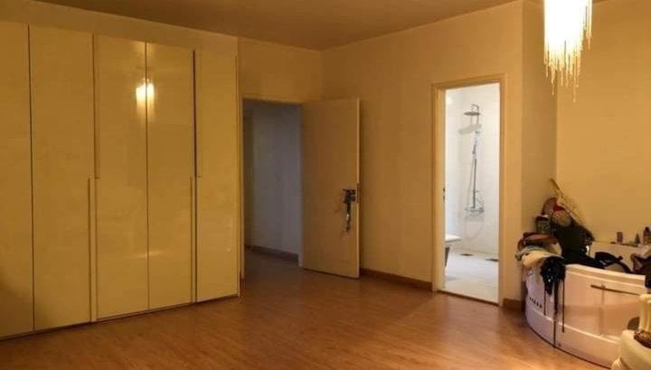 Apartment for sale in Haret Sakher