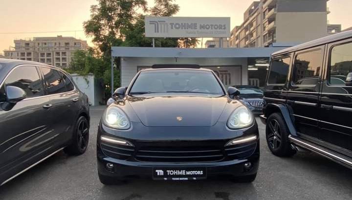 Porsche Cayenne S 2011