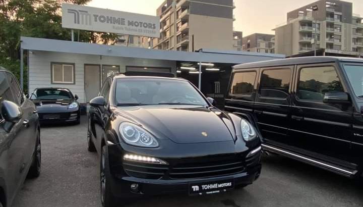 Porsche Cayenne S 2011
