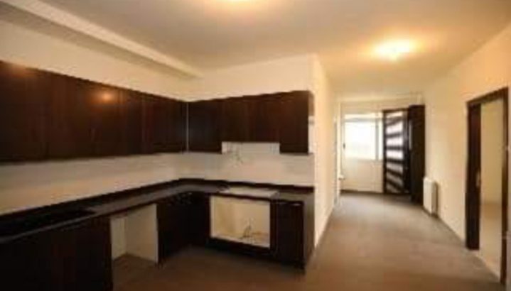 Apartment for sale in Kornet El Hamra