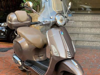 Motorcycle Vespa Primavera 2016