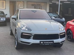 Porsche Cayenne Turbo 2015