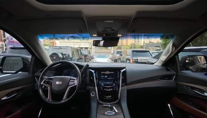 Cadillac Escalade Premium 2016