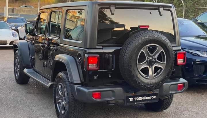 Jeep Wrangler sport 2018