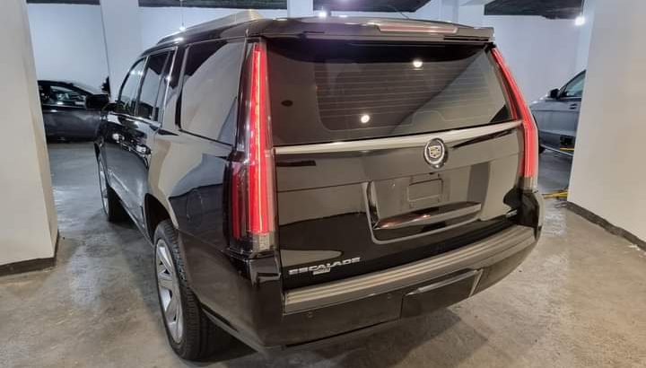Cadillac Escalade 2015