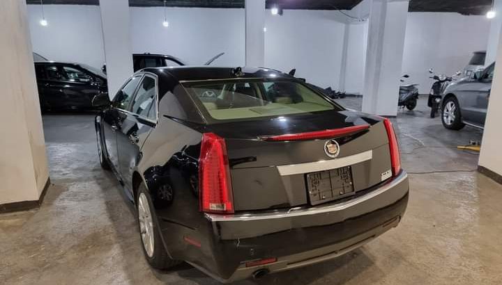 Cadillac CTS 2011