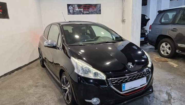 Peugeot GTI 208 2015