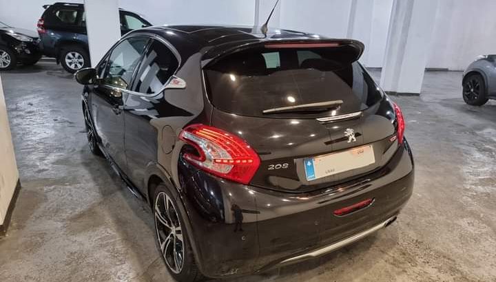 Peugeot GTI 208 2015