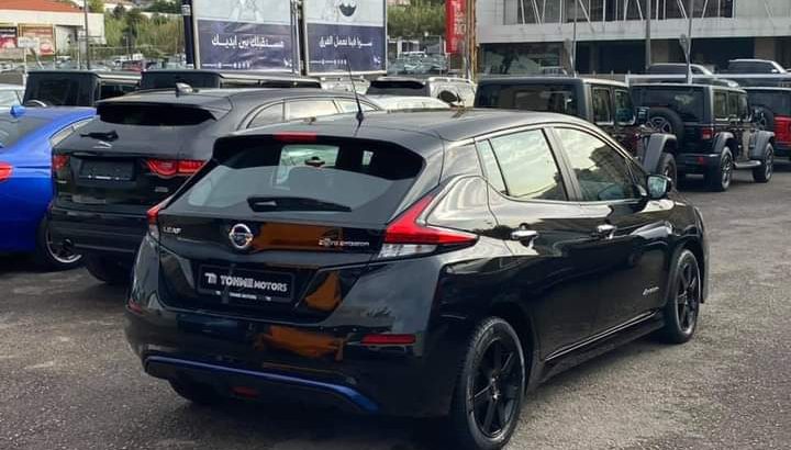 Nissan LEAF 2020