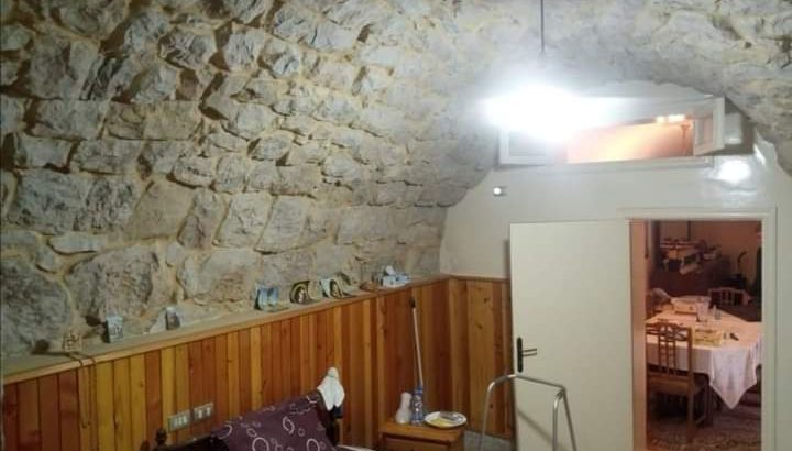 Apartment for sale in Kornet El Hamra
