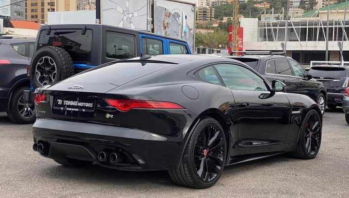 Jaguar F_Type R V8 2015
