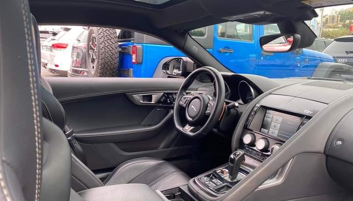 Jaguar F_Type R V8 2015