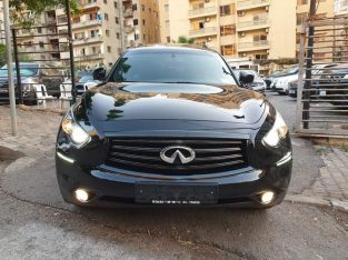 Infiniti QX70 S 2015