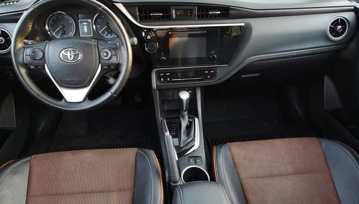Toyota Corolla SE 2018