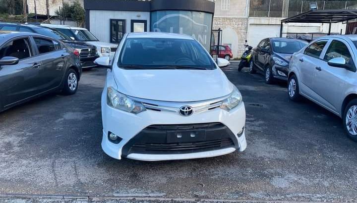 Toyota Yaris 2015