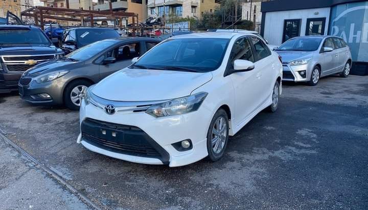 Toyota Yaris 2015