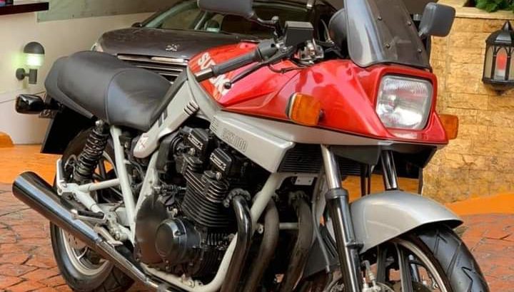 Suzuki GSX 1100 Katana 1985