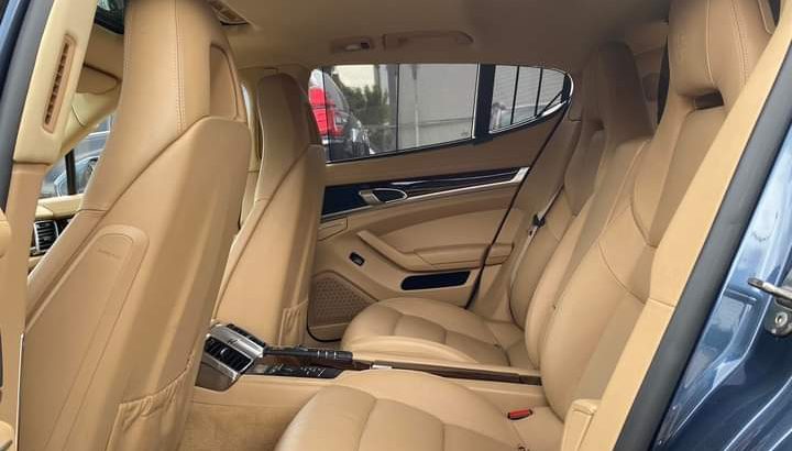 Porsche Panamera S 2010