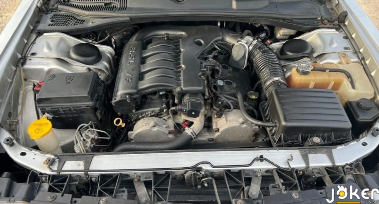 Dodge Challenger V6