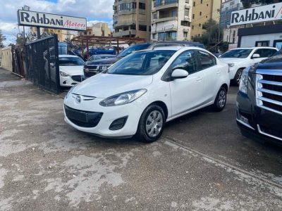 Mazda 2 2015