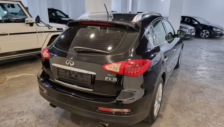 Infiniti EX 35 4 WD 2011