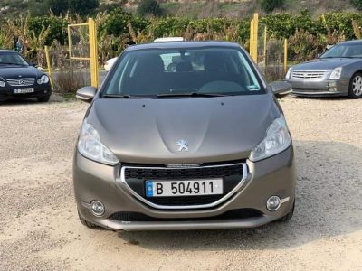 Peugeot 208 2013