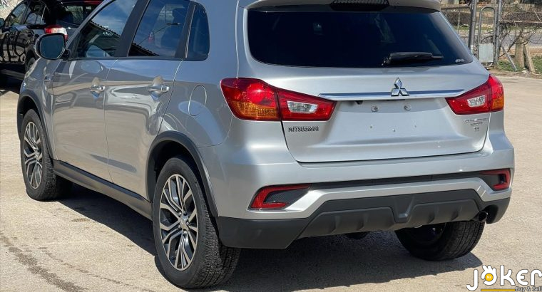 Mitsubishi Outlander SE 2018