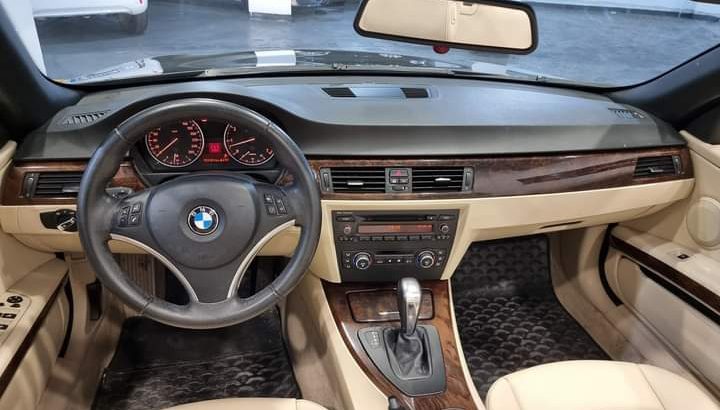BMW 320 serie 3 2010