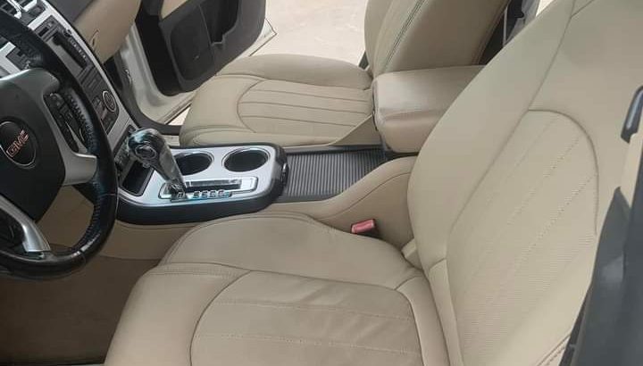 GMC Acadia 2012