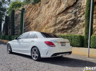 Mercedes Benz c300 4 Matic